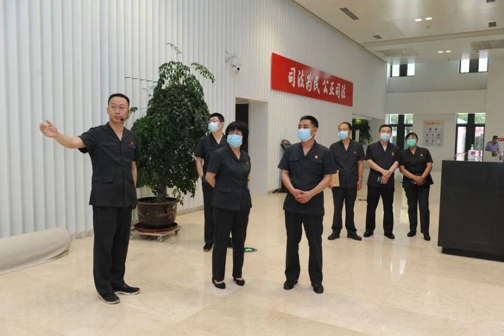 强化沟通 共同提高——天津一、二中院座谈交流“两个一站式”建设